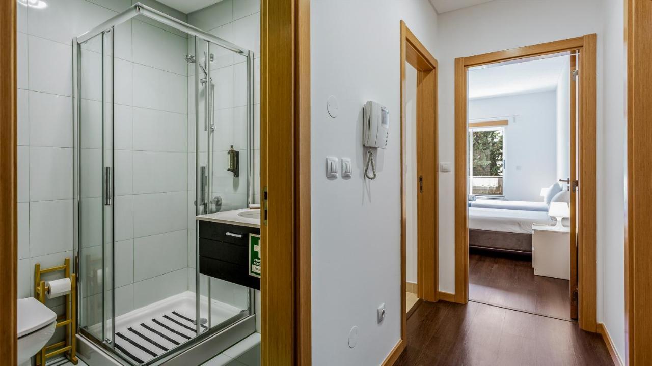 אלבופיירה Luminous 2 Bdr Apartment W/Pool By Lovelystay מראה חיצוני תמונה
